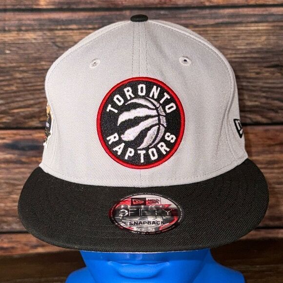 New Eta 9Fifty Toronto Raptors Grey/Black SnapBack Cap - Picture 1 of 8